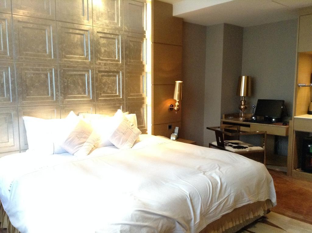 Shenzhen Baoan Luxe Manor Hotell Exteriör bild